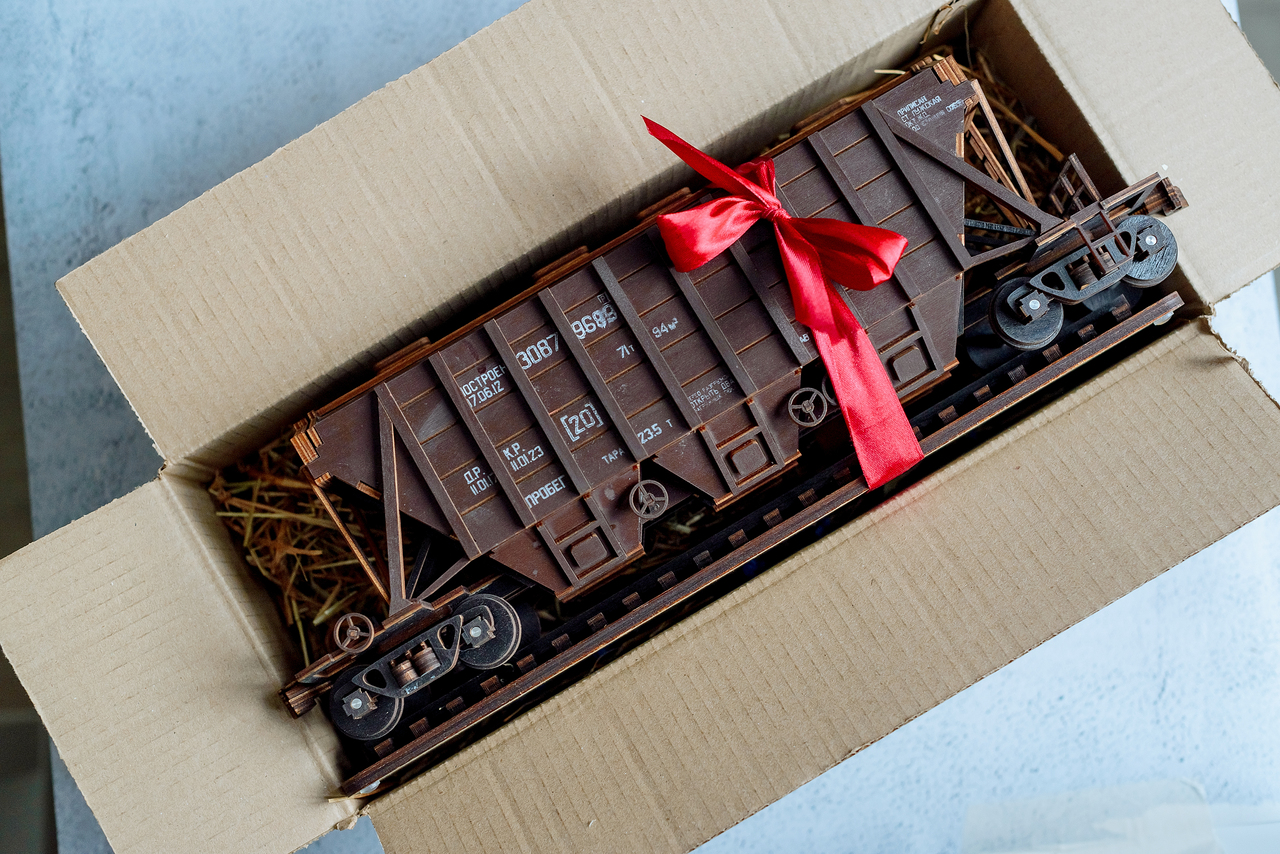 Хоппер-зерновоз серии 11-739