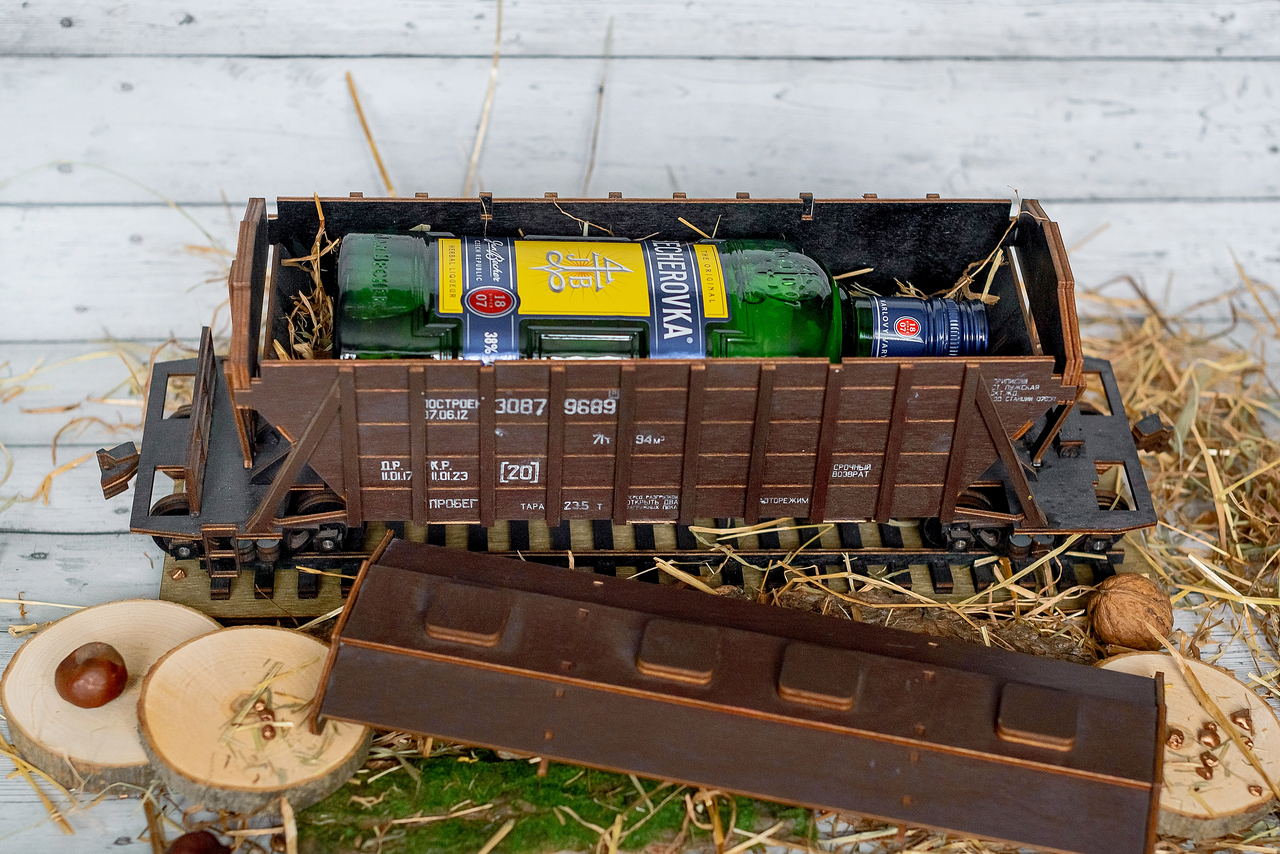 Хоппер-зерновоз серии 11-739