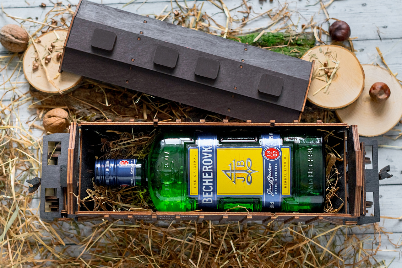 Хоппер-зерновоз серии 11-739