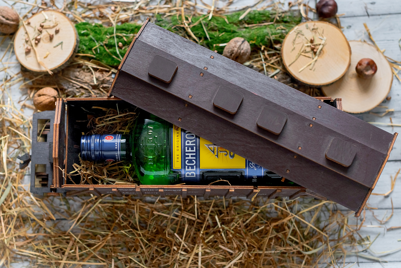 Хоппер-зерновоз серии 11-739