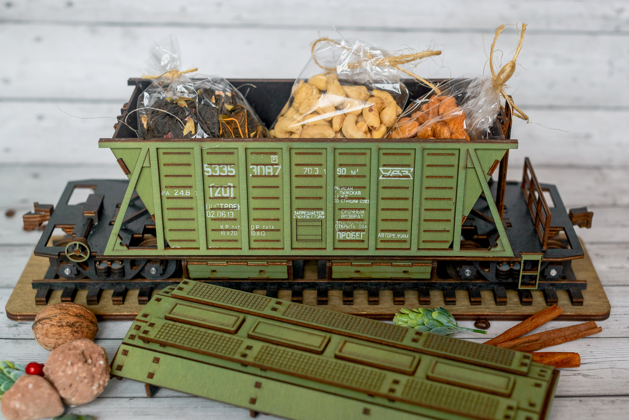 Хоппер-минераловоз серии 11-740