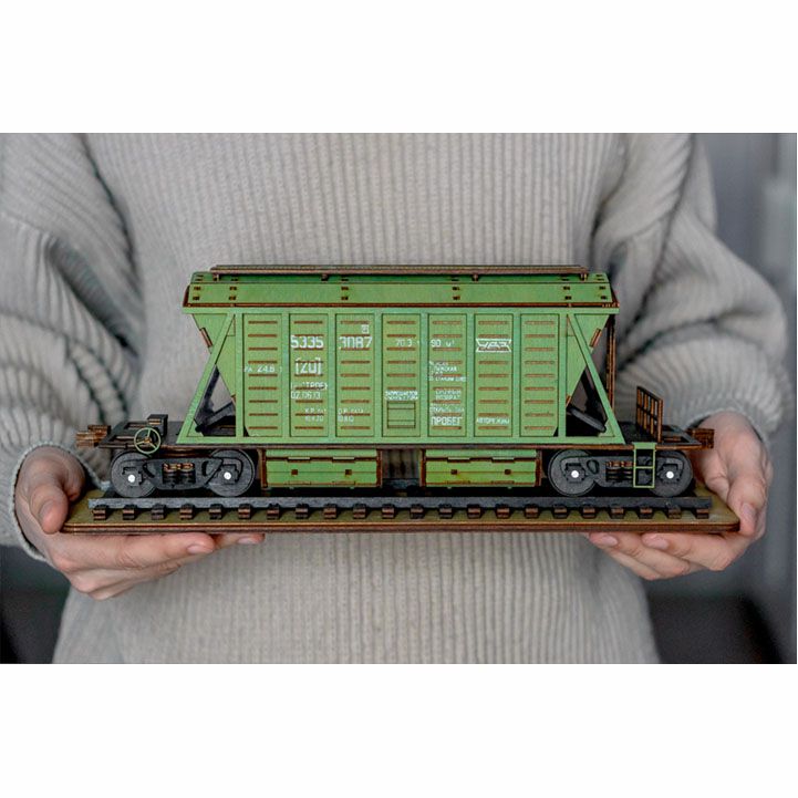 Хоппер-минераловоз серии 11-740